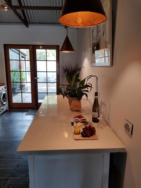 Irongate Studio B&B - Accommodation Bookings 6