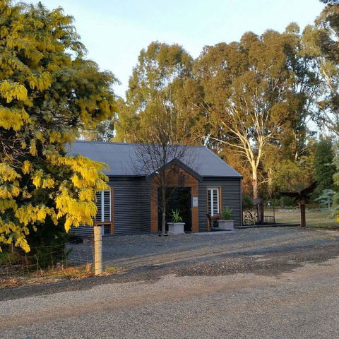 Irongate Studio B&B - Accommodation Bookings 12