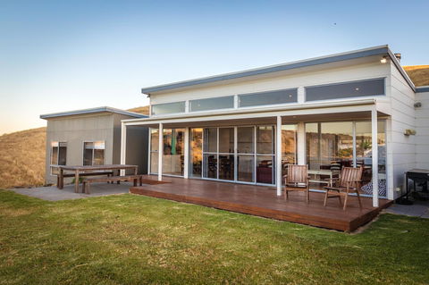 Middle River Beach House - East & West House - Accommodation Bookings 22