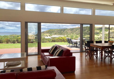 Middle River Beach House - East & West House - Accommodation Bookings 5