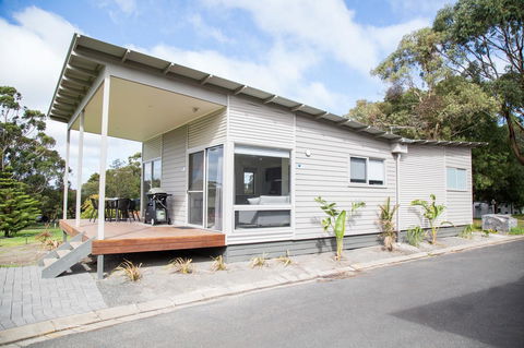 Blue Lake Holiday Park - Accommodation Bookings 14