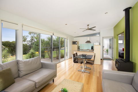 Blue Lake Holiday Park - Accommodation Bookings 37