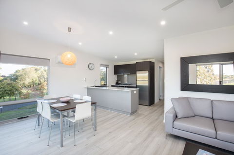 Blue Lake Holiday Park - Accommodation Bookings 21