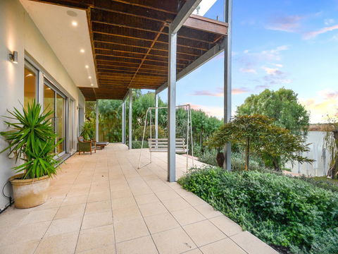 Muse On The Murray - Accommodation Bookings 31