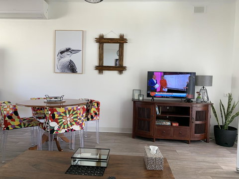 Sunshine Four - Accommodation Bookings 4