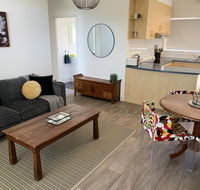 Sunshine Four - Accommodation Bookings