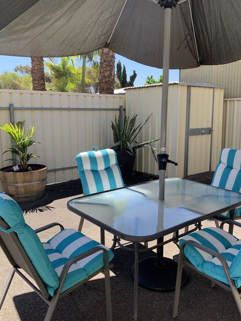 Sunshine Four - Accommodation Bookings 43