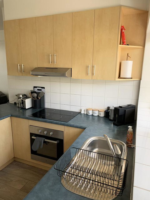 Sunshine Four - Accommodation Bookings 24