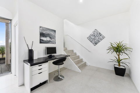 KENNEDY EXECUTIVE TOWNHOUSE - Accommodation Bookings 8