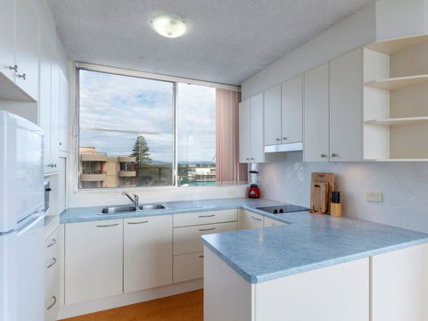 Ebbtide 25 - Accommodation Bookings 8