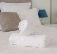 Ther-Rich Elegant 1BR Apartment in Walkerville - Accommodation Bookings