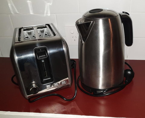 Court House - Studio - Accommodation Bookings 12