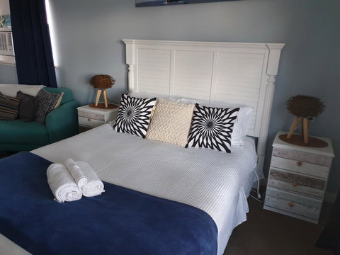 Court House - Studio - Accommodation Bookings 5