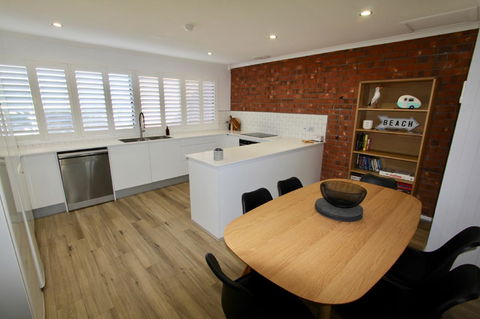 Southern Sands\' Beachfront Apartment - Accommodation Bookings 7
