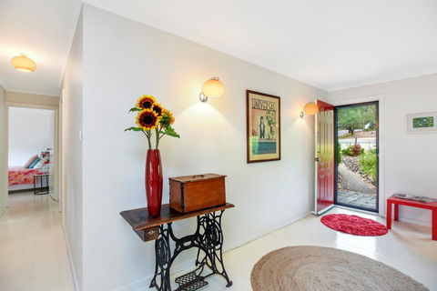 Red Door - Accommodation Bookings 4