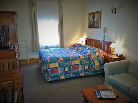 Sonbern Lodge Motel - Accommodation Bookings 22