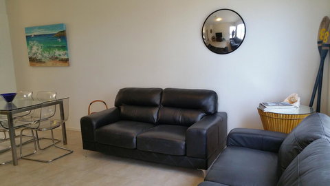 Acaill Accommodation Esplanade Living Self Check-In Self Check-Out - Accommodation Bookings 3