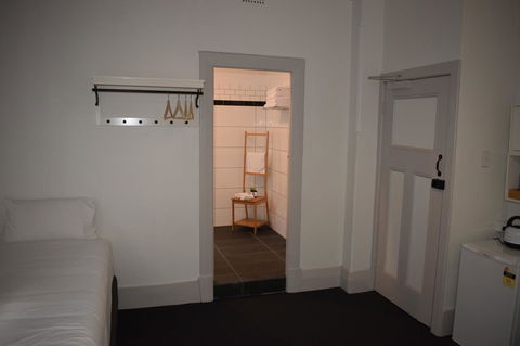 Ambassadors Hotel - Accommodation Bookings 19