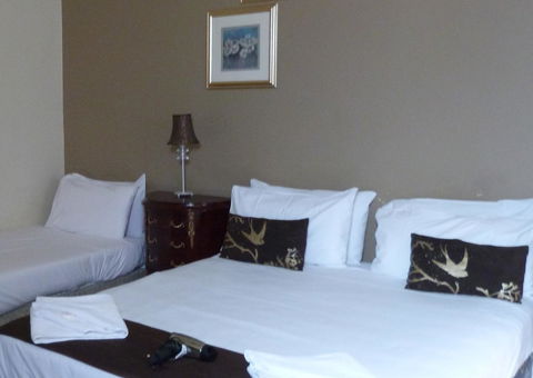Ambassadors Hotel - Accommodation Bookings 27