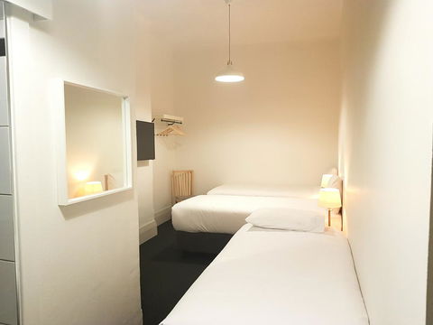 Ambassadors Hotel - Accommodation Bookings 3
