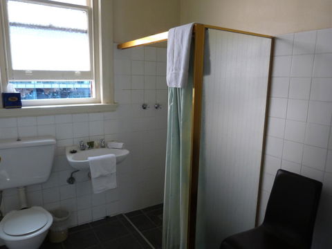 Ambassadors Hotel - Accommodation Bookings 14