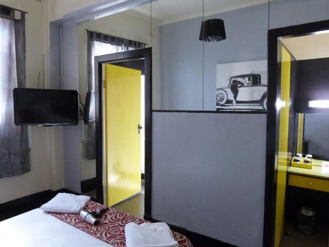Ambassadors Hotel - Accommodation Bookings 12