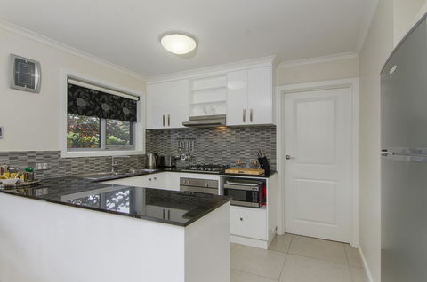 City One Apartment - Accommodation Bookings 2