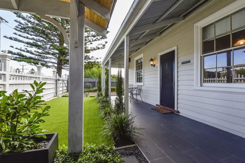 Railway Cottage In Beachport - Accommodation Bookings 11