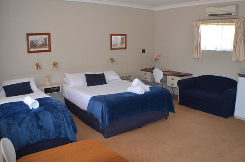 Deer Park Motor Inn Armidale - Accommodation Bookings 1