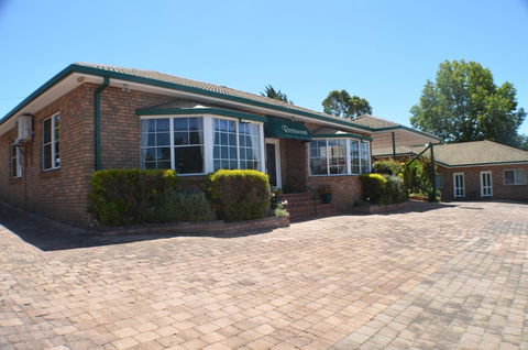 Deer Park Motor Inn Armidale - Accommodation Bookings 32