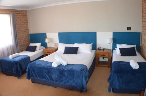 Deer Park Motor Inn Armidale - Accommodation Bookings 10