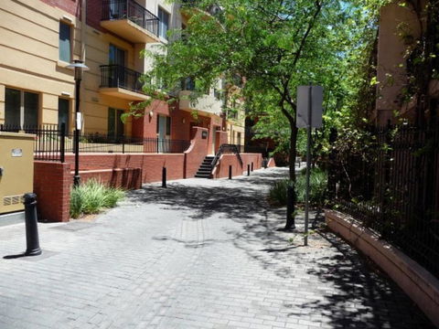 City Escape 3 Bedroom East End Of Adelaide - Accommodation Bookings 2