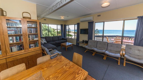 Sandy Feet 31 Gold Coast Drive - Accommodation Bookings 2