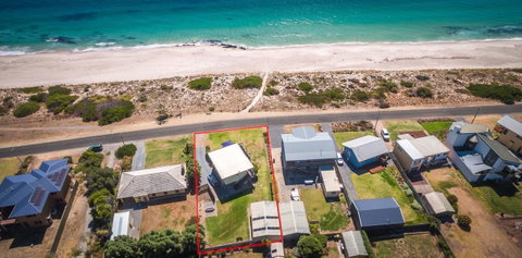Sandy Feet 31 Gold Coast Drive - Accommodation Bookings 11