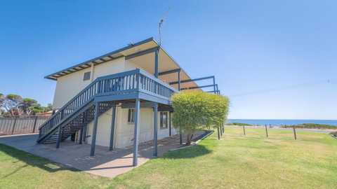 Sandy Feet 31 Gold Coast Drive - Accommodation Bookings 21