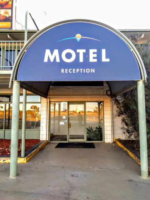 Highway One Motel - Accommodation Bookings 13