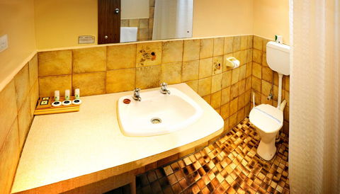 Highway One Motel - Accommodation Bookings 34