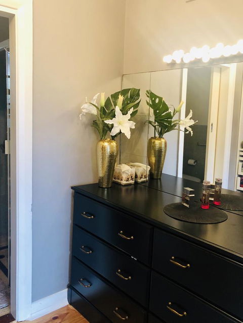Stunning House With Beautiful Entertainment Area!! - Accommodation Bookings 3