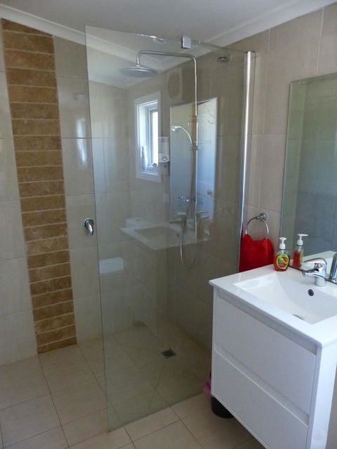 Andy\'s Accommodation - Accommodation Bookings 10