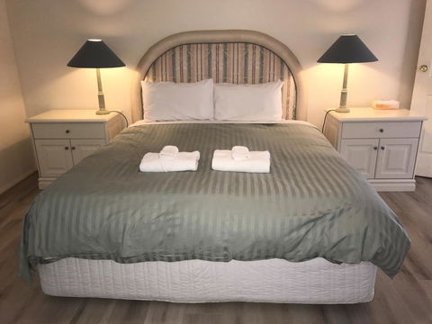 Emu Bay Lodge - Accommodation Bookings 10