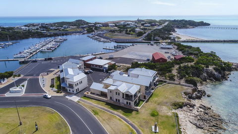 Robe Marina Accommodation - Accommodation Bookings 0