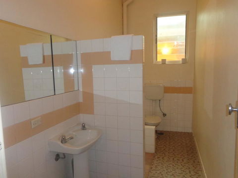 Adelaide Backpackers And Travellers Inn - Accommodation Bookings 44