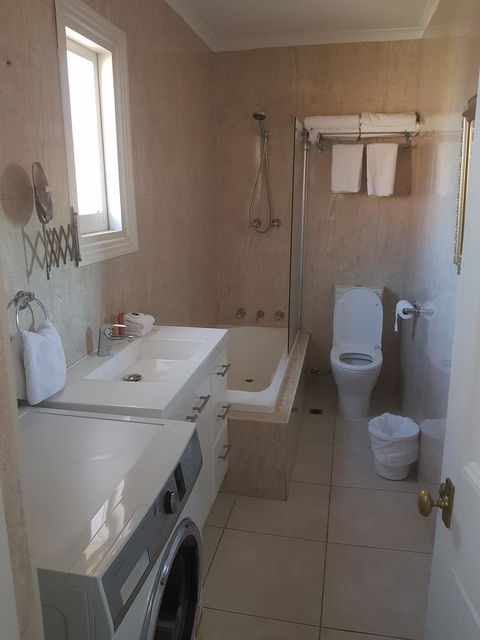 Hammond Apartments - Accommodation Bookings 10