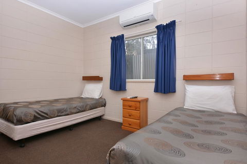 Motel Poinsettia - Accommodation Bookings 16