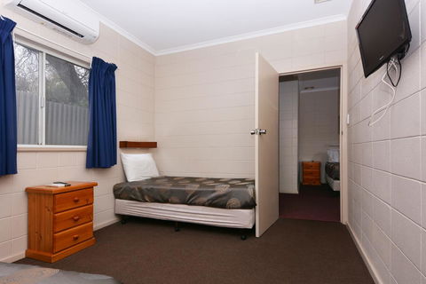 Motel Poinsettia - Accommodation Bookings 17
