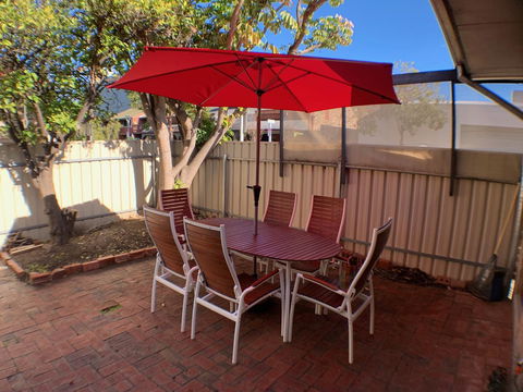 On Gilbert - Accommodation Bookings 1