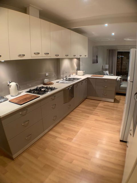 On Gilbert - Accommodation Bookings 3