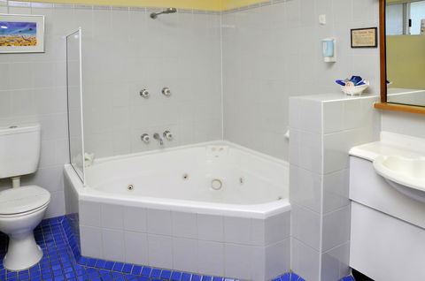 Aston Motel Yamba - Accommodation Bookings 8