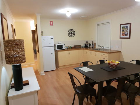 Donnybrook Cottages - Donnybrook - Accommodation Bookings 4