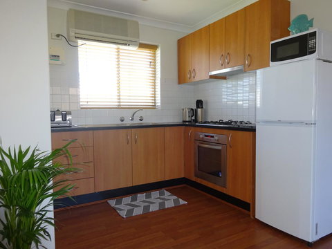Aurora Holiday Apartment @West Beach - Accommodation Bookings 19